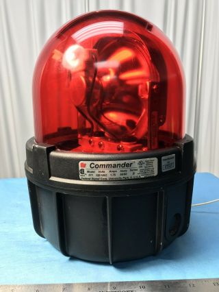 Vintage Federal Signal Commander 371 Series Rotating Emergency Light 120v