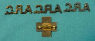 WWII A.  R.  C.  AMERICAN RED CROSS COLLAR PINS AND ENAMEL CROSS INSIGNIA 3