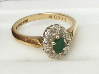 A Vintage 9ct Yellow.  Gold Emerald And Diamond Ring (size M1/2) Wt:3.  2grms