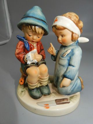 Vintage Hummel Goebel Figurine 376 Little Nurse 1972