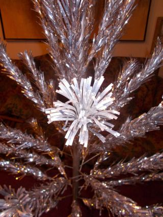 Vintage Pom Pom Royal Pine Aluminum Silver Christmas Tree 4 ' w/Box & 30 Branches 2