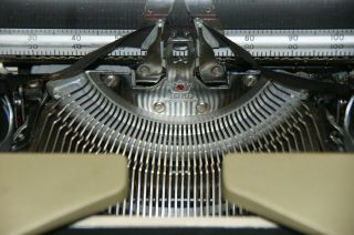 Vintage SCM Smith - Corona Electra 120 Electric Typewriter 1969 3