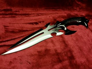 VINTAGE GIL HIBBEN UC1169 JACKAL 