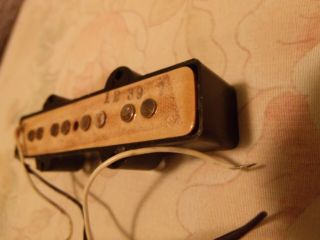 Vintage 1977 Fender Jazz Neck Bridge Pickup Dead For Rewind