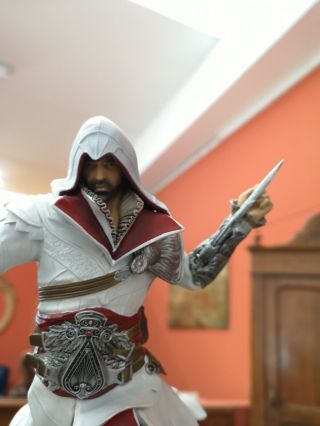 Assassin ' s creed Ezio ' s Fury statue diorama ubisoft ubicollectible Rare 908/2000 10