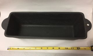 Cousances Le Creuset Vintage cast Iron Bread loaf Pan 12 