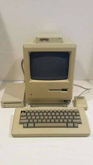 Vintage Macintosh 512K M0001W External disk reader. 2