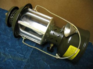 Coleman Vintage US Military Gas Lantern 1963,  Never Fired 3