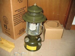 Coleman Vintage US Military Gas Lantern 1963,  Never Fired 9