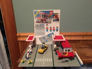 Lego Legoland Vintage Exxon Gas Station 6375 w/ Box and Instructions 2