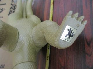 VINTAGE KING GHIDORAH - BANDAI - 1984 - LARGE FIGURE W/ BOX GODZILLA FOE 8