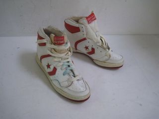 Vintage 1980s Converse All Star Leather High Sneakers Size 9.  5