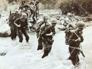 1944 Rare WWII PHOTOS Battle of Hollandia US ARMY Guinea Campaign 3