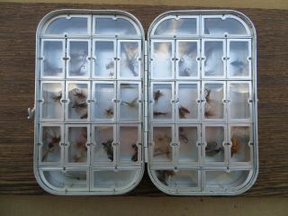 Fine Wheatley 32 Window/compartment Fly Box W/ Some Dry Flies