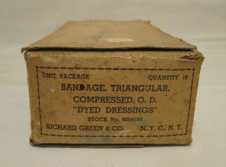 WW2 WWII U.  S.  Army Bandage Triangular Compressed O.  D.  1 Out of Box NOS 4