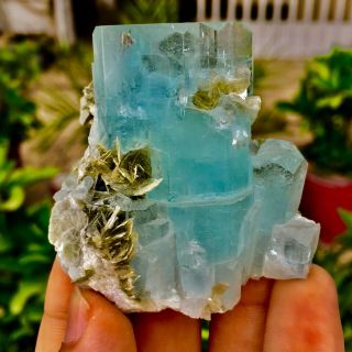 547 CT Very Rare Top Quality Natural Blue Color Aquamarine Crystal 2