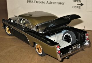 - In - Box Vintage Danbury 1956 Desoto Adventurer 1/24 Diecast Model Car