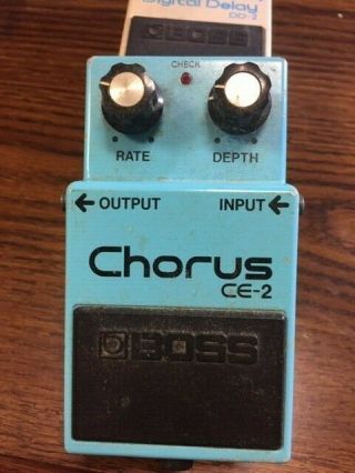 Boss Ce - 2 Analog Chorus Made In Japan Effects Pedal Vintage Green