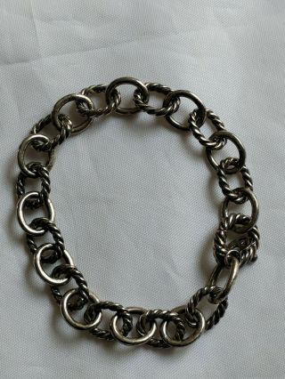 Authentic David Yurman.  925 Sterling Silver Medium Oval Link Cable Bracelet