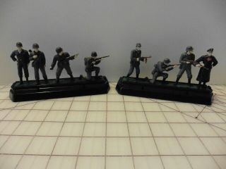 8 Vintage Die Cast World War Ii Figures 4 Us And 4 German