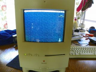 vintage Apple Macintosh (Mac) Color Classic 250 MB max ram system 7.  5.  1 4