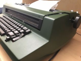 VINTAGE IBM Correcting Selectric III Electric Typewriter Green 3