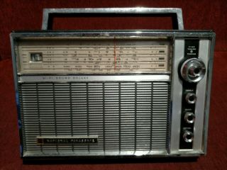National Panasonic R - 100 Vintage 4 Band 9 Transistor Radio