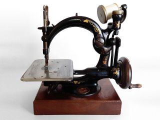 Willcox And Gibbs Antique/vintage Toy Sewing Machine