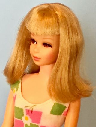 Vintage 1960’s Barbie Mod Francie Doll - TNT,  BL,  Blonde Hair - 5