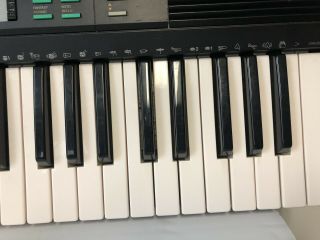 Yamaha PSR 36 Vintage Digital Synthesizer Keyboard 4