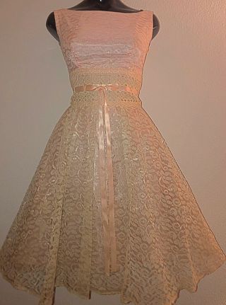 Vintage 1950”s Pink/ivory Dress Gown Fit And Flare Vlv Rockabilly Prom