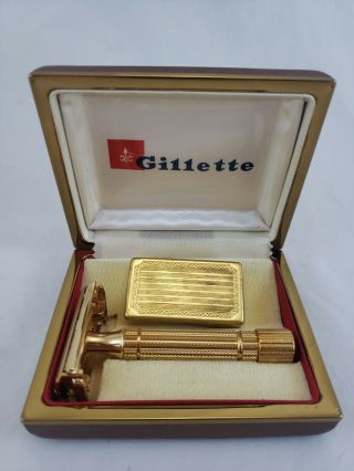 Vintage 1955 M/nmint A - 2 Gillette Gold Diplomat Safety Razor Case Box