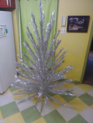 Vintage 6 Ft Tall Branch Aluminum Christmas Tree Aluminum Specialty Co.