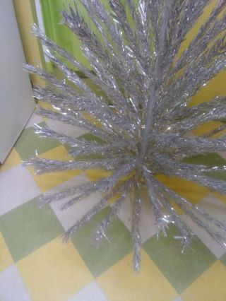 Vintage 6 ft tall Branch Aluminum Christmas tree Aluminum Specialty Co. 3