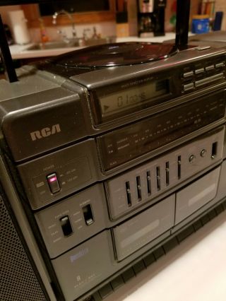 Vintage 1995 RCA CD Tape Player Dual Cassette Boombox RP - 7950B Surround Sound 2