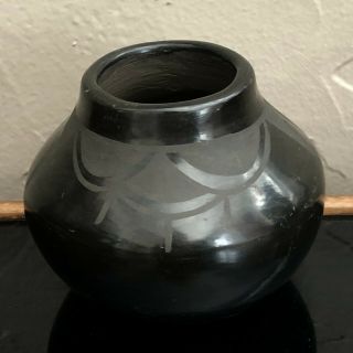 Vintage Santa Clara Or San Ildefonso Pueblo Black Pottery Jar Pot Bowl Unmarked