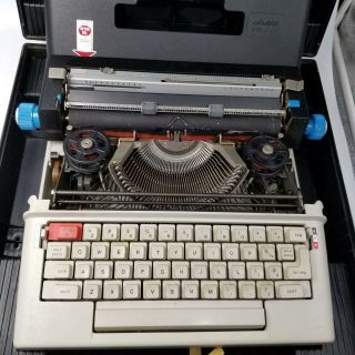 Olivetti Lettera 36 Portable Electric Typewriter in Case Rare Vintage 8