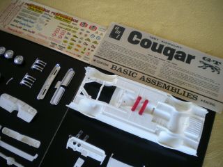 Model kit 1967 Mercury COUGAR 8