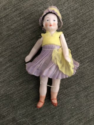 Antique Bisque Doll Flapper Tiny 2” German? Miniature Molded Bob Cloche 2