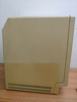 Vintage Macintosh SE Model M5011 with Hard Drive,  Floppy and Mouse 8