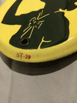 RARE COCA COLA PORCELAIN THERMOMETER SIGN Marked “ST - 39” 5