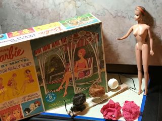 Vintage Mattel 1964 Miss Barbie With Wigs,  Lawn Spring/planter Box Only K - 17