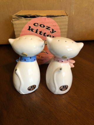Vintage 50s Holt Howard Cozy Kitten Salt And Pepper Shakers And Corks 2