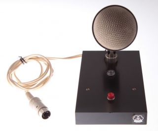 Akg D120 C Vintage Dynamic Cardioid Microphone Small Tuchel,  Akg Table Stand