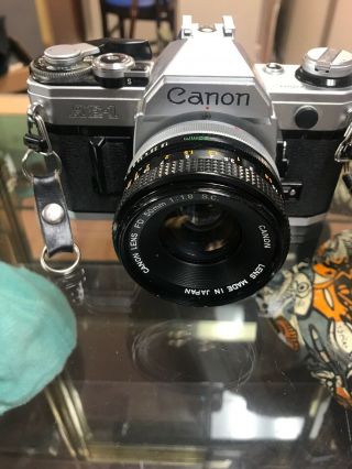 Vintage 1984 Canon Ae - 1 35mm Slr Film Camera W/ Canon Fd 50mm F1.  8