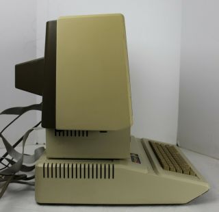 Vintage 1982 Apple IIe w/drives,  Apple III monitor tested/working,  floppies 3