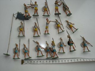 Vintage Lead Roman Soldiers,  18 In Total Plus A Flag.