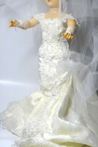 Vintage ideal Miss Revlon Doll VT 18 Dressed as a Bride 2