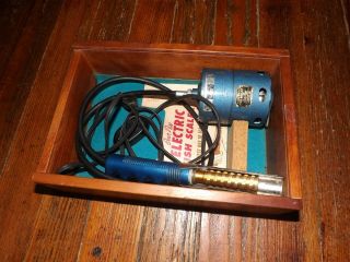 Vintage Bear Paw Electric Fish Scaler Model EF - S w/ wooden case 2