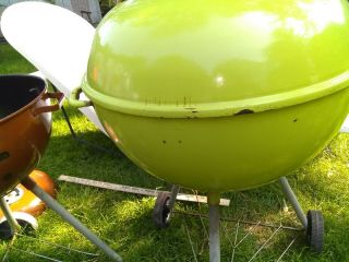 Rare Vintage Weber Kettle Grill Lime Green Barbecue Good Shape 12